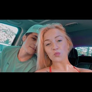 Meet your Posher, Annee